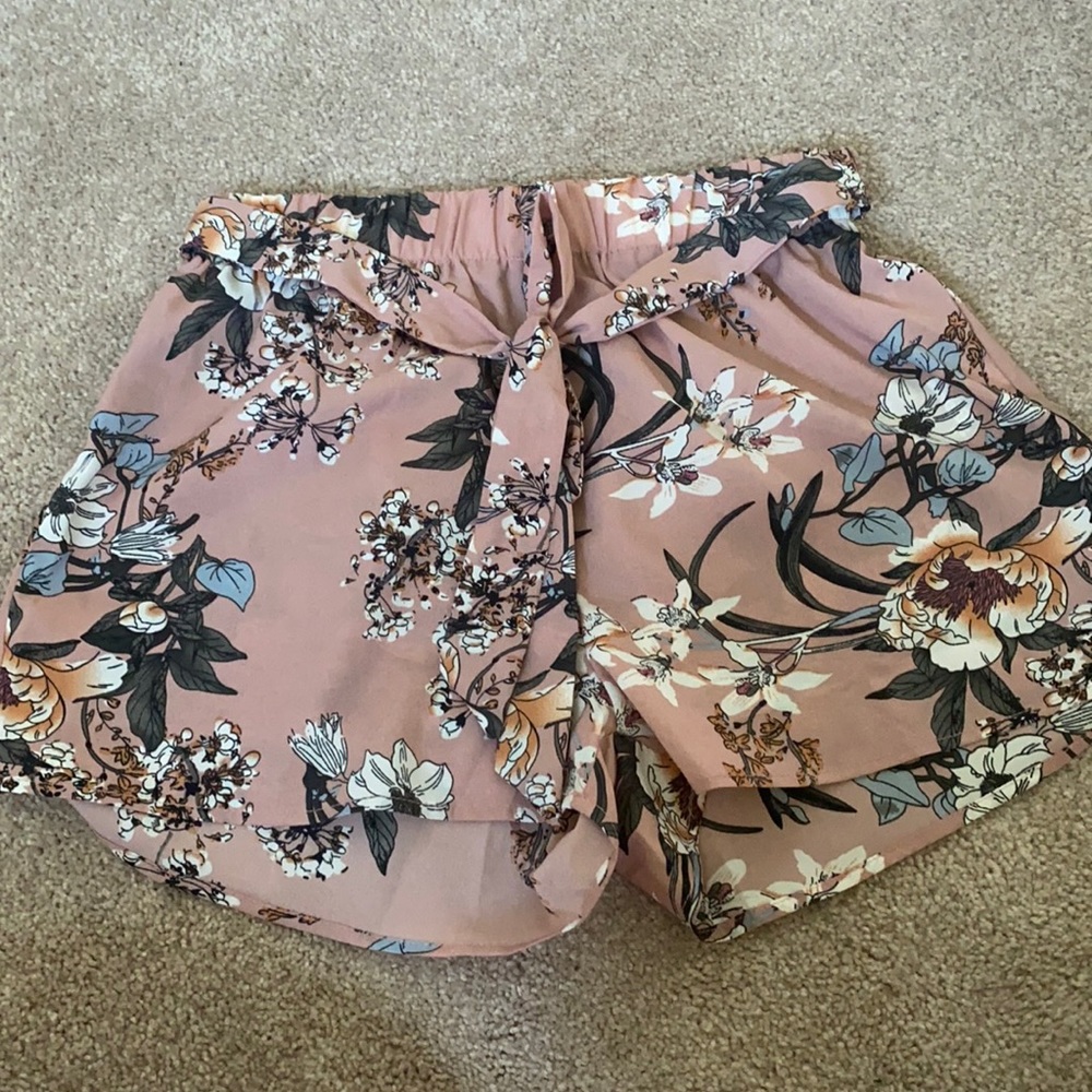Floral print shorts